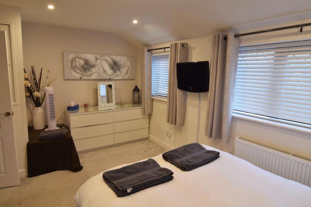 Mikes At Menai - Stylish & Spacious 3 Bed House In Menai Bridge. Extérieur photo