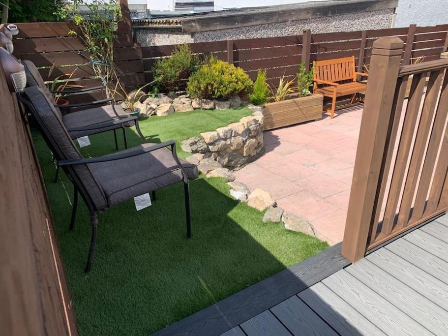 Mikes At Menai - Stylish & Spacious 3 Bed House In Menai Bridge. Extérieur photo